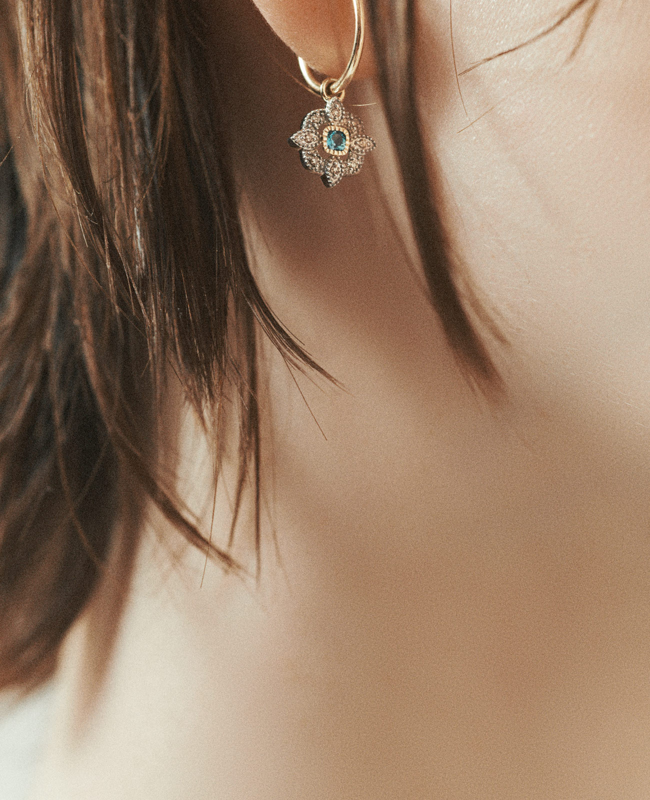BETTINA LONDON BLUE TOPAZ earring pascale monvoisin jewelry paris